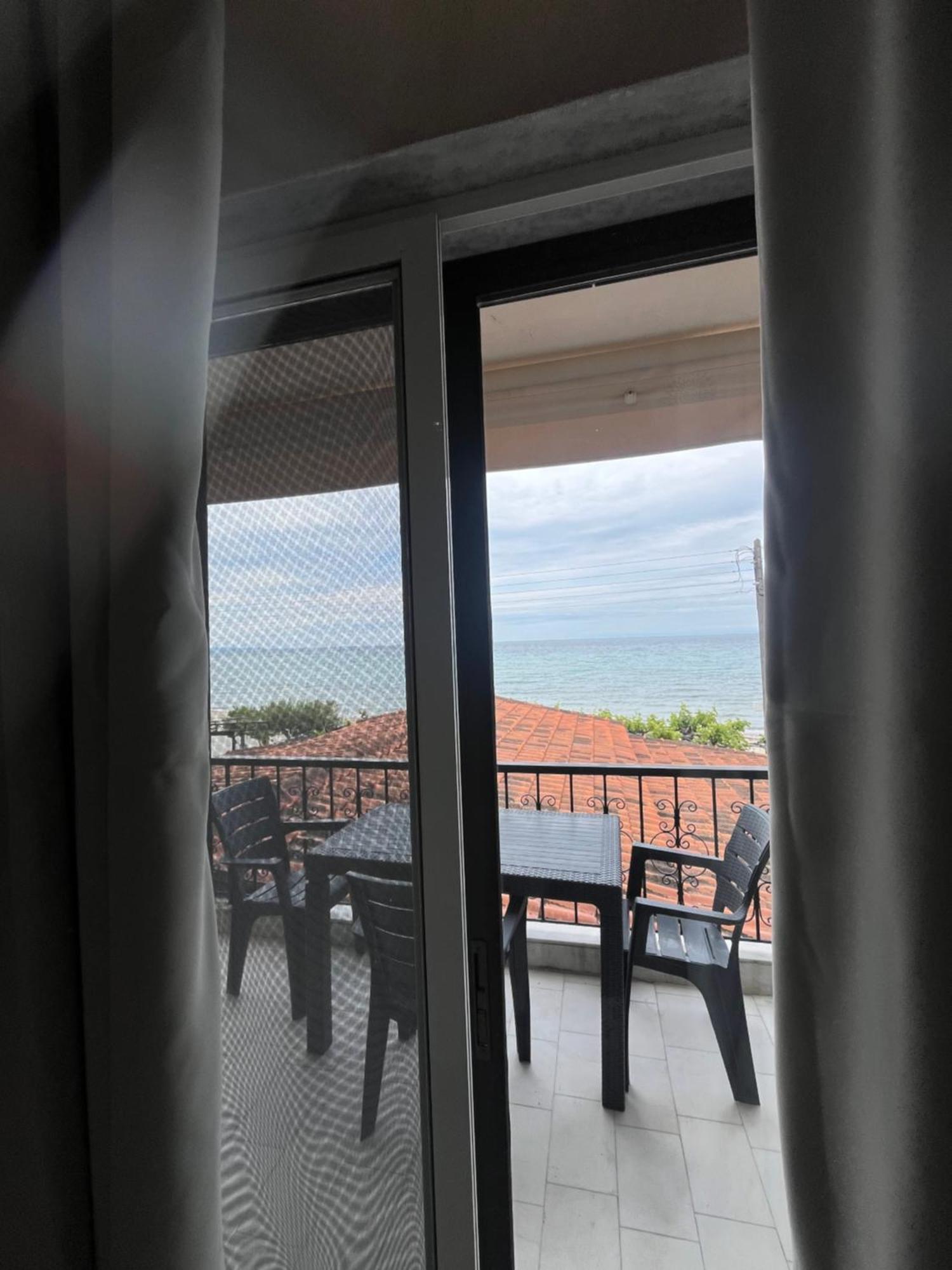 Okkio Sea View Διαμέρισμα Vergia Εξωτερικό φωτογραφία