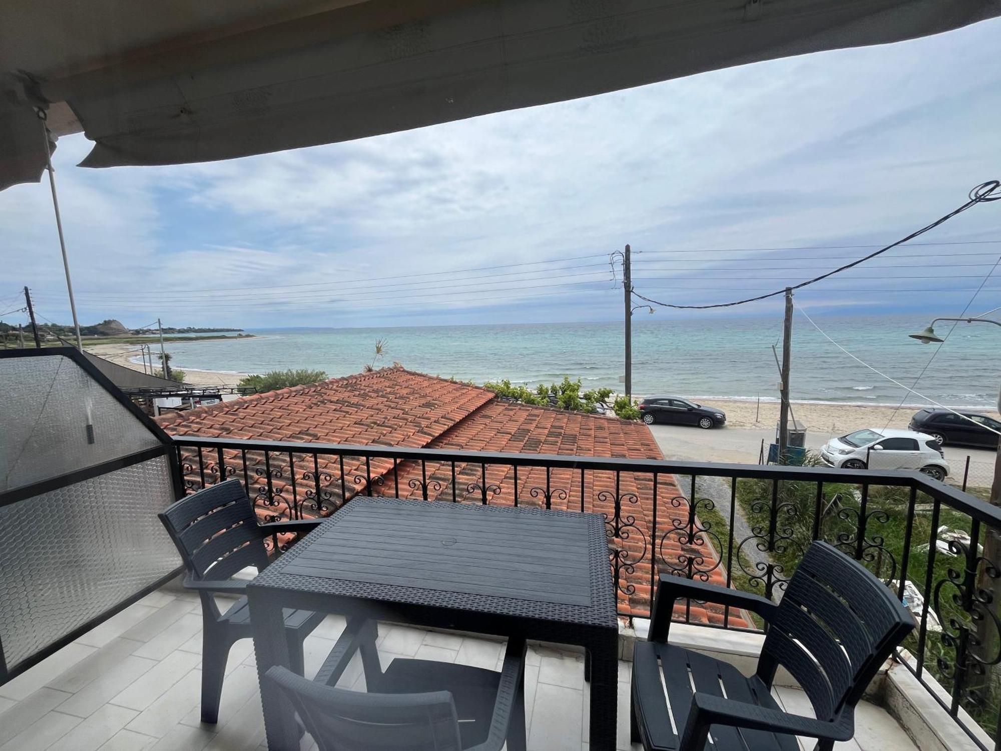 Okkio Sea View Διαμέρισμα Vergia Εξωτερικό φωτογραφία